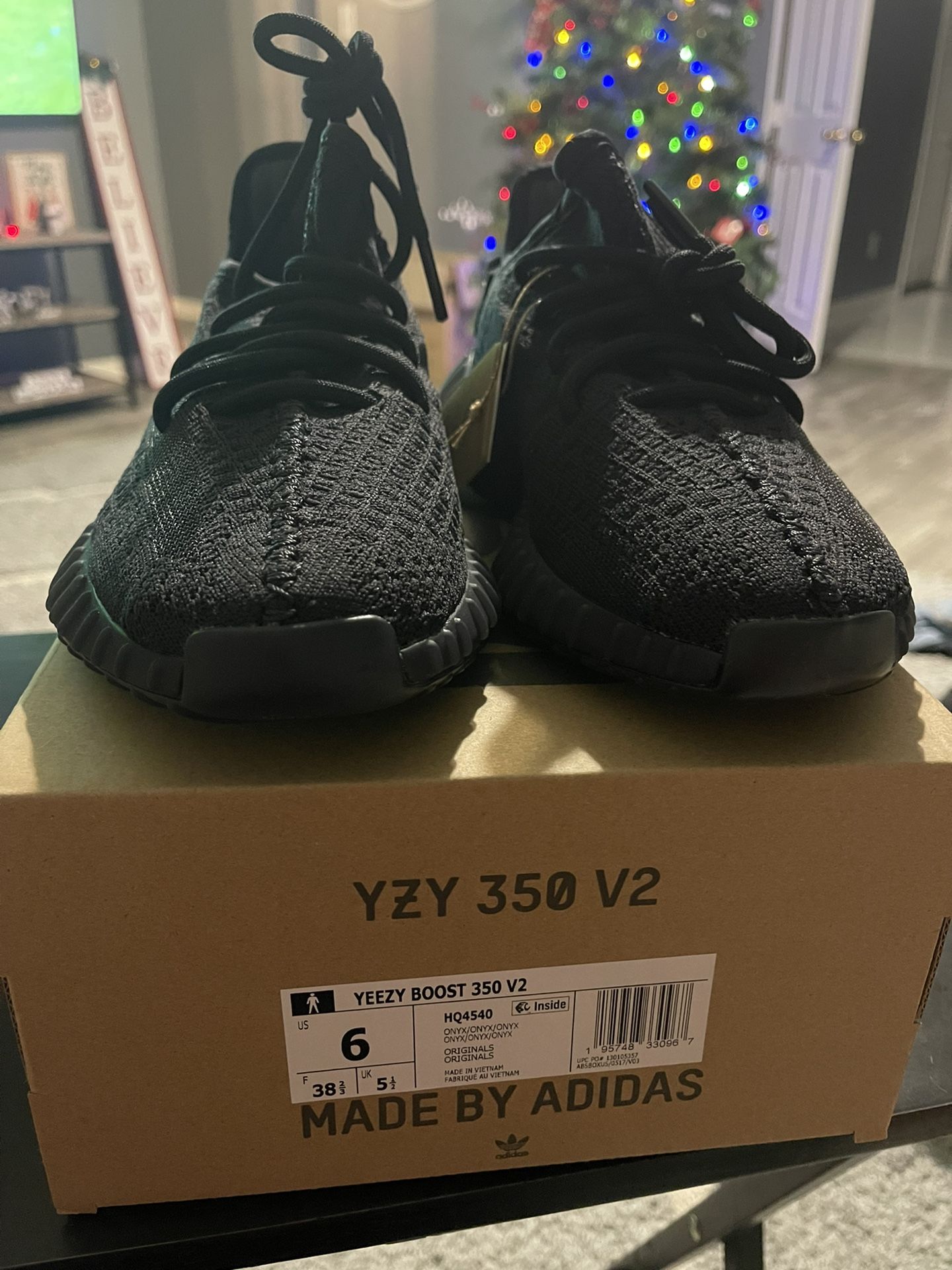 adidas gazelle silver green womens Adidas Yeezy Boost 350 V2 Yecheil (Infant) - BOPF