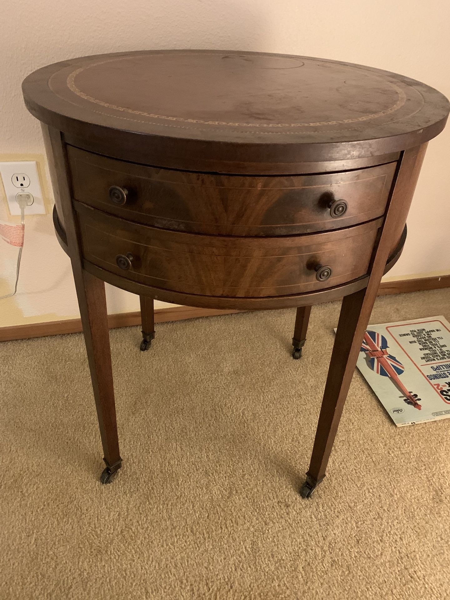 Mahogany Vintage Side Table 