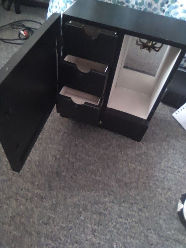 Jewelry Box