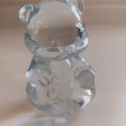 3.5" Clear Glass Bear Figurine Paperweight Statue Collectible. Pre-owned in excellent condition. No chips, cracks or scratches. Makes a great holiday 