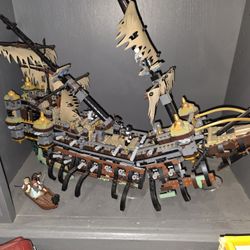 Pirates Of The Caribbean Lego Set