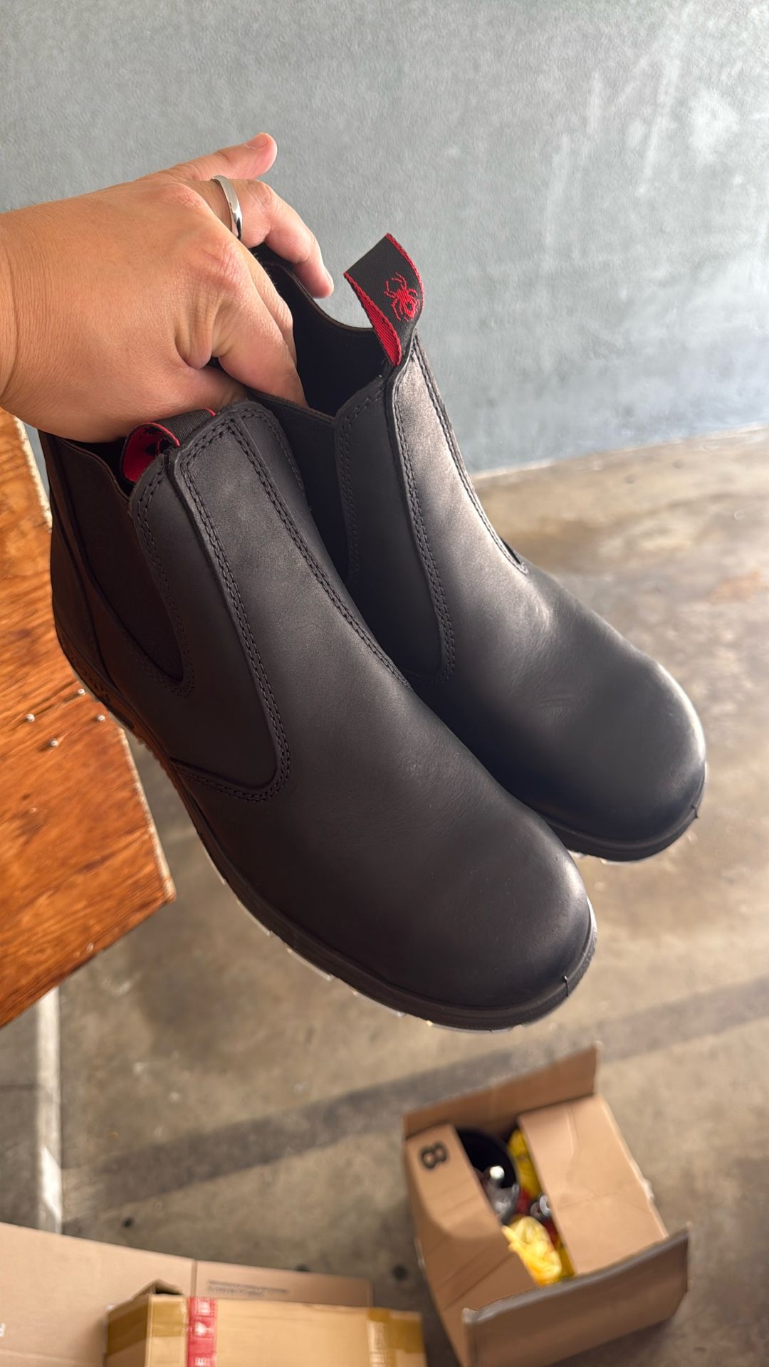 Redback Easy Escape (Steel Toe) Boots. New Sz 11