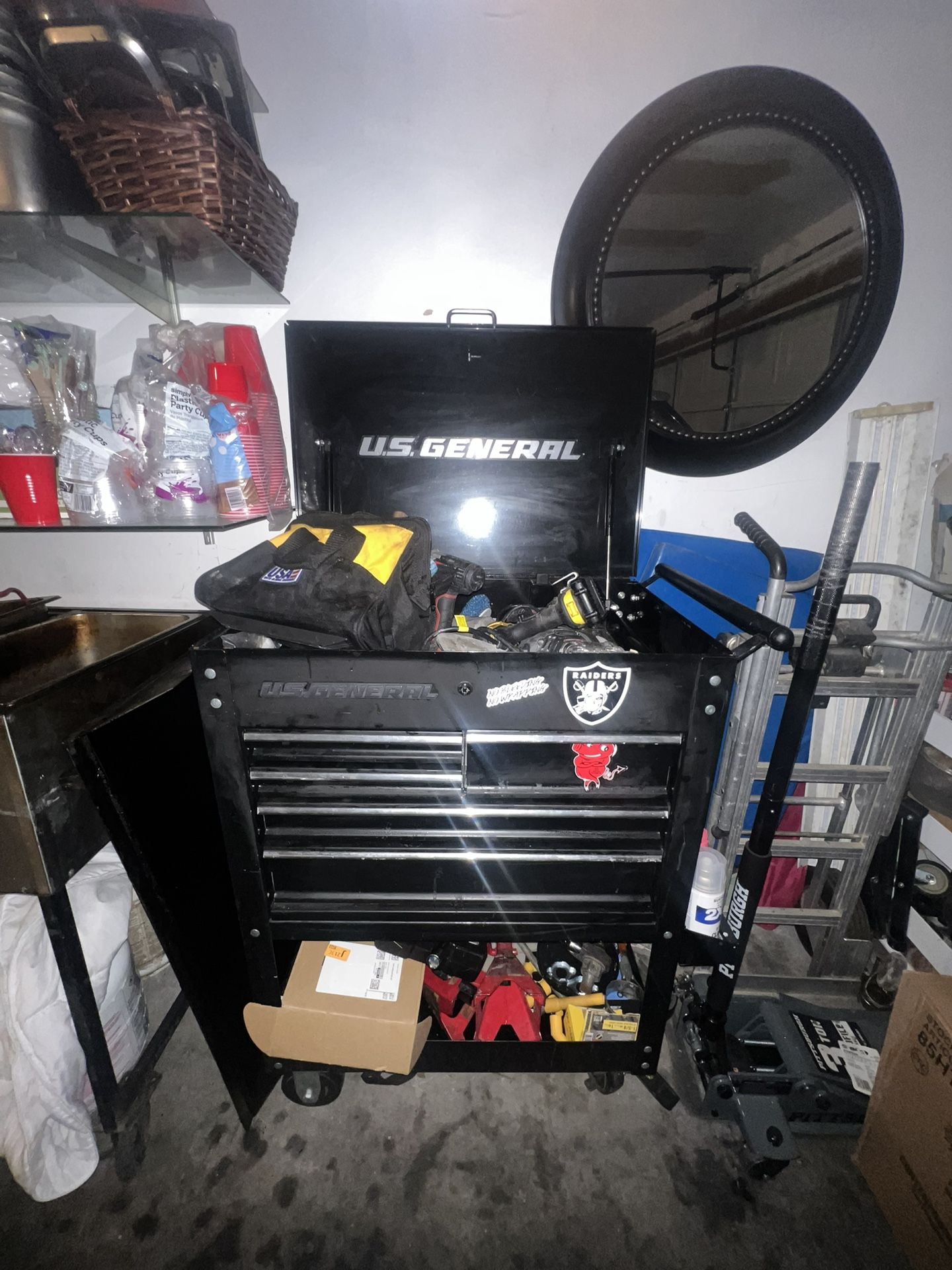 US GENERAL Tool box