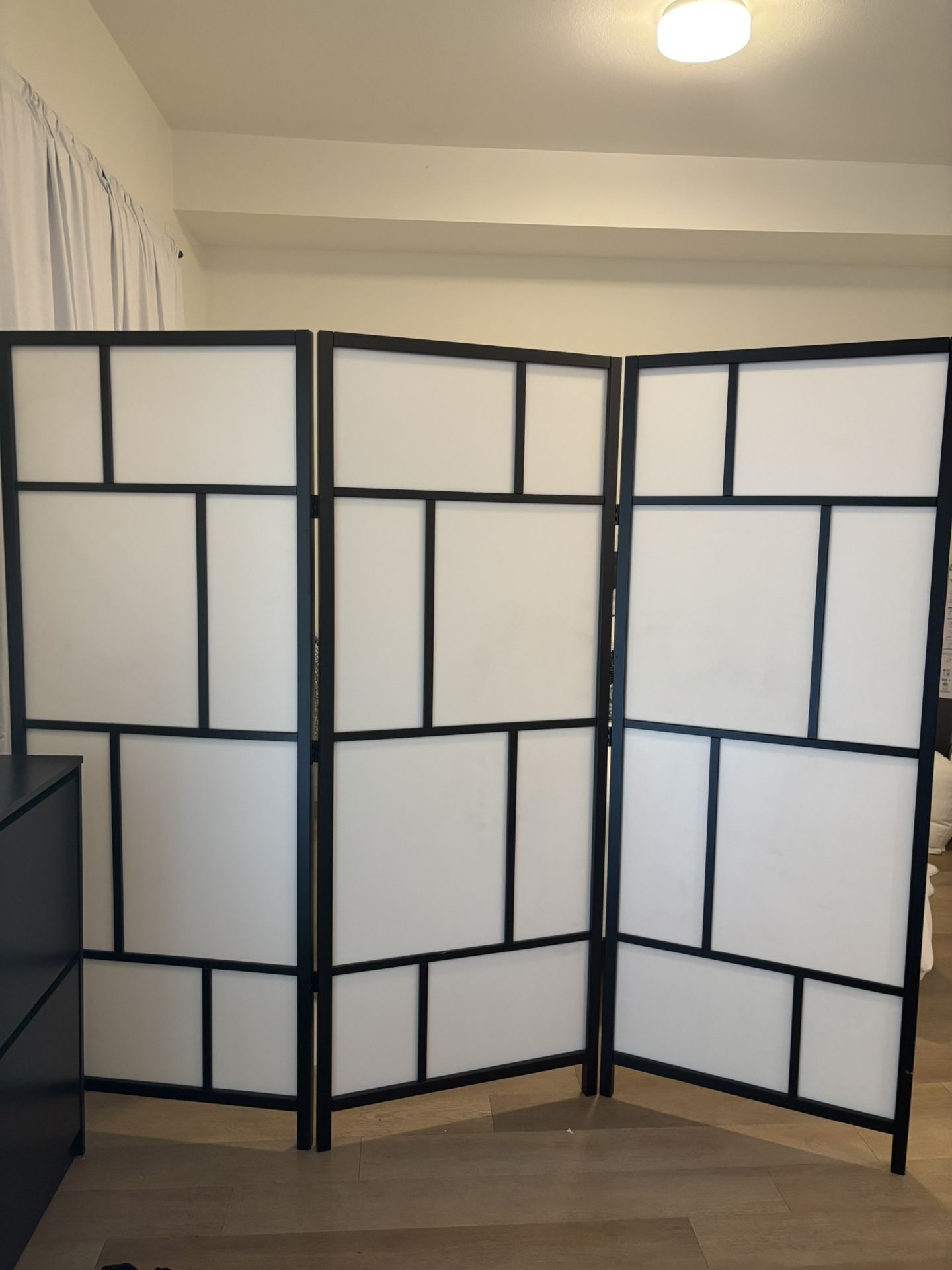 division panel