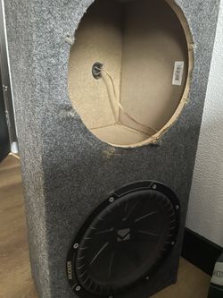 2x 10” Kicker Speakers In A Box