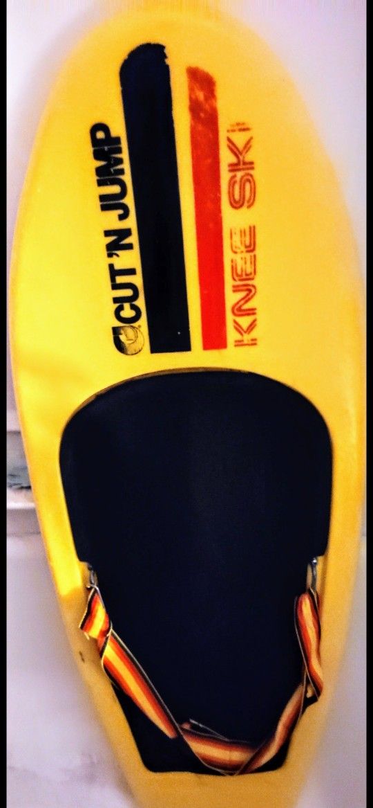 Cut N Jump Knee Ski