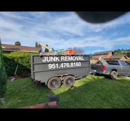 Junk Gone For The Holidays 