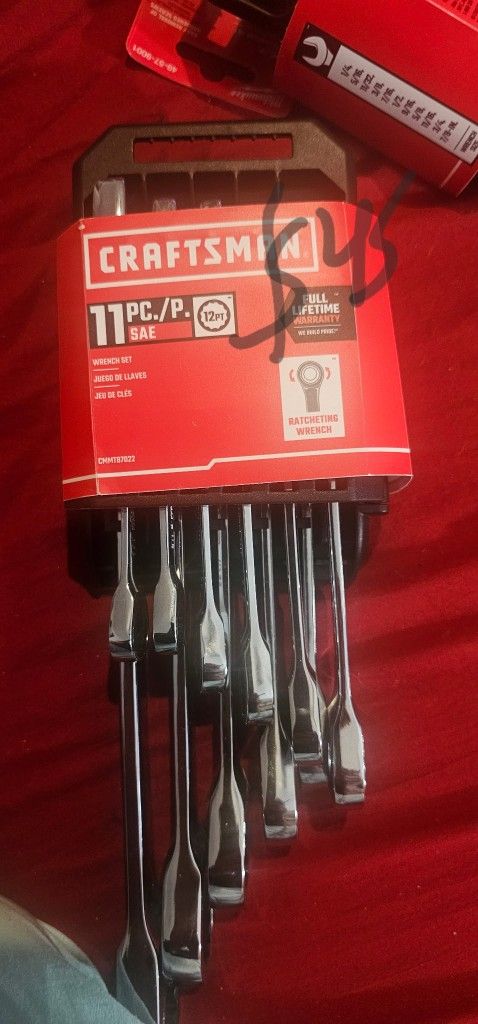  11-piece SAE ratcheting wrench set made by Craftsman
