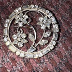 Vintage 1950's PHYLLIS Sterling & Clear Rhinestone Circular Round Brooch 