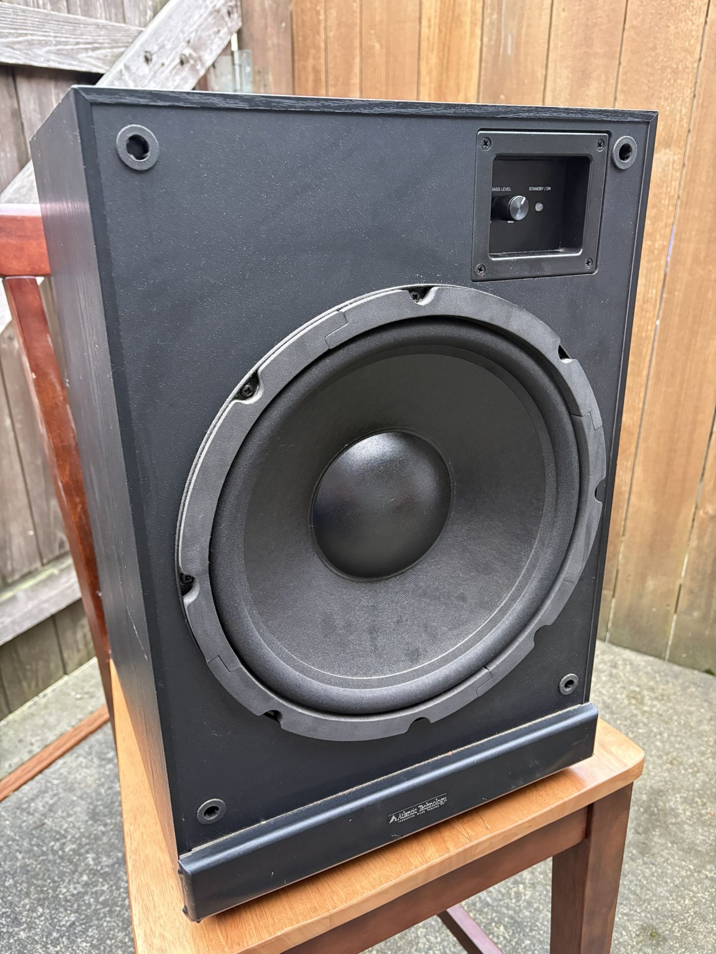 Subwoofer Atlantic Technology 172pbm 300W