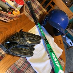 Baseball package including  Easton S450 2 5/8” barrel, 29” 21 ounces, Rawlings baseball glove 11”,  Rawlings baseball helmet large 7 3/8 - 7 1/2” ( ha