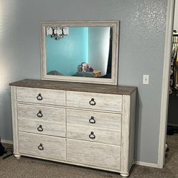 Ashley Whitewash Willowton Dresser 6 Drawer With Mirror