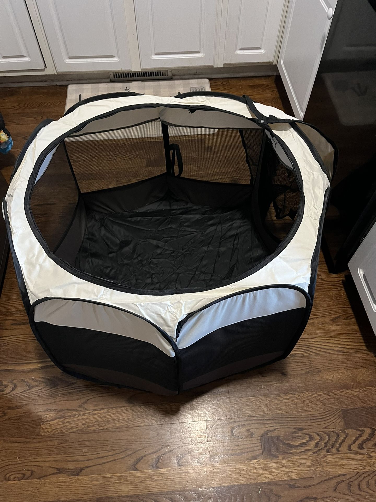 Nylon & Screen Small Dog Portable Pen For Puppy