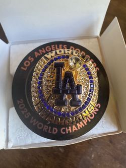 Dodger champion ring, Otani Dodger champion ring, Otani