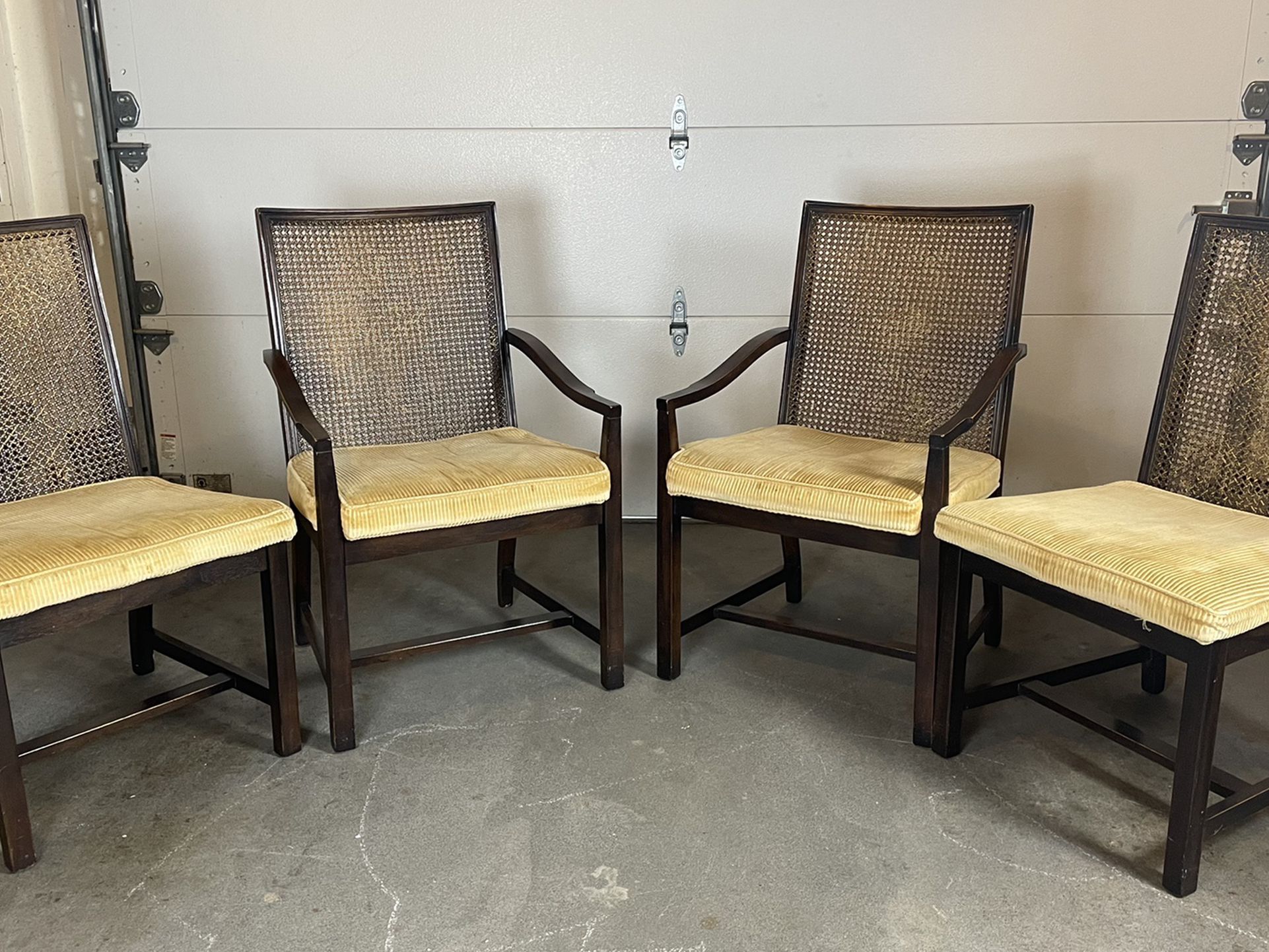 4 Dinning Chairs