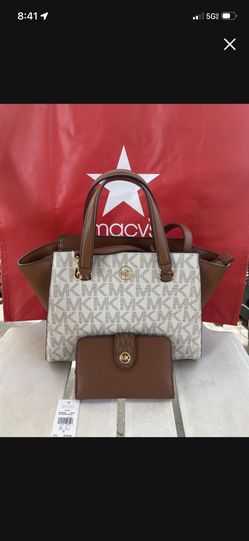 MICHAEL KORS Set  Avril Small Satchel  with adjustable strap NWT Perfect for Mother’s Day ❤️ Pick up in Pico Rivera