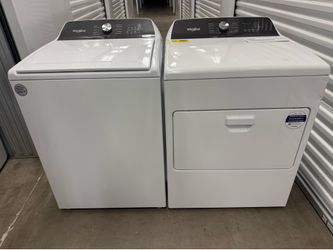 Whirlpool washer and electric dryer