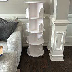 Rotating Bookshelf 