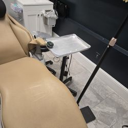 Great Condition Dentist Bed Electric 