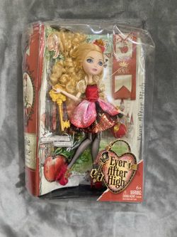 Ever After High Apple White First Chapter 2013 NIB