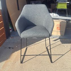 Like New Stool Chair 