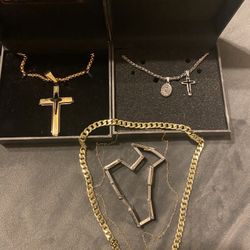 FREE: JEWELRY 