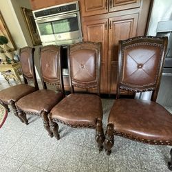 Very beautiful dining chairs leather
