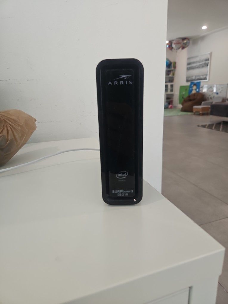 Arris Surfboard Intel Inside SBG10 WIFI CABLE MODEM DOCSIS 3.0