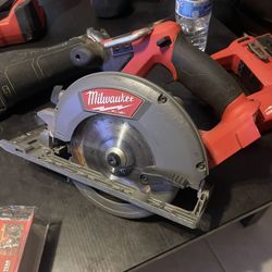 Milwaukee Circular Saw