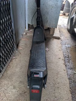 NIU WAY SCOOTER