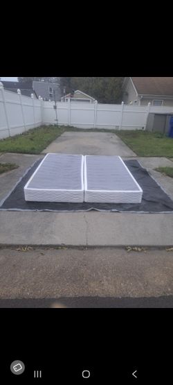 OFFICICL HEAVY DUTY KING SIZE BOX SPRINGS