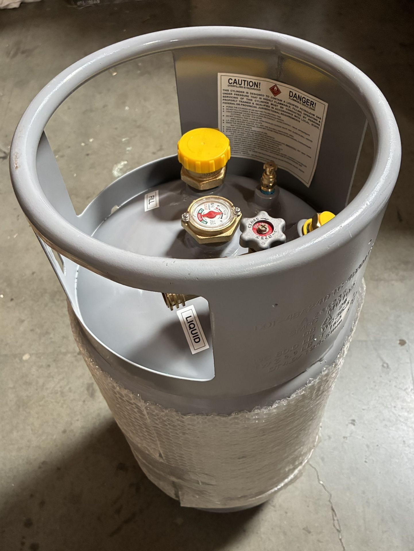 Forklift Propane Tank UL Listed Cylinder Gauge 33.5 LB Empty Cylinder