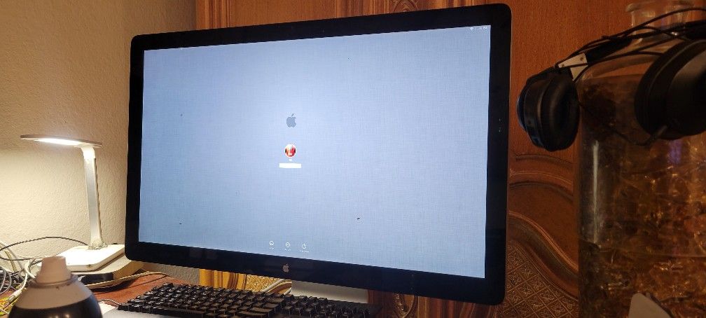 32 INCH Apple MONITOR