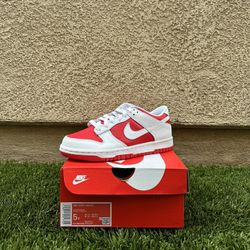 Nike Dunk Low Championship Red Size 5Y