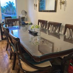 Dining Table Eight Chairs
