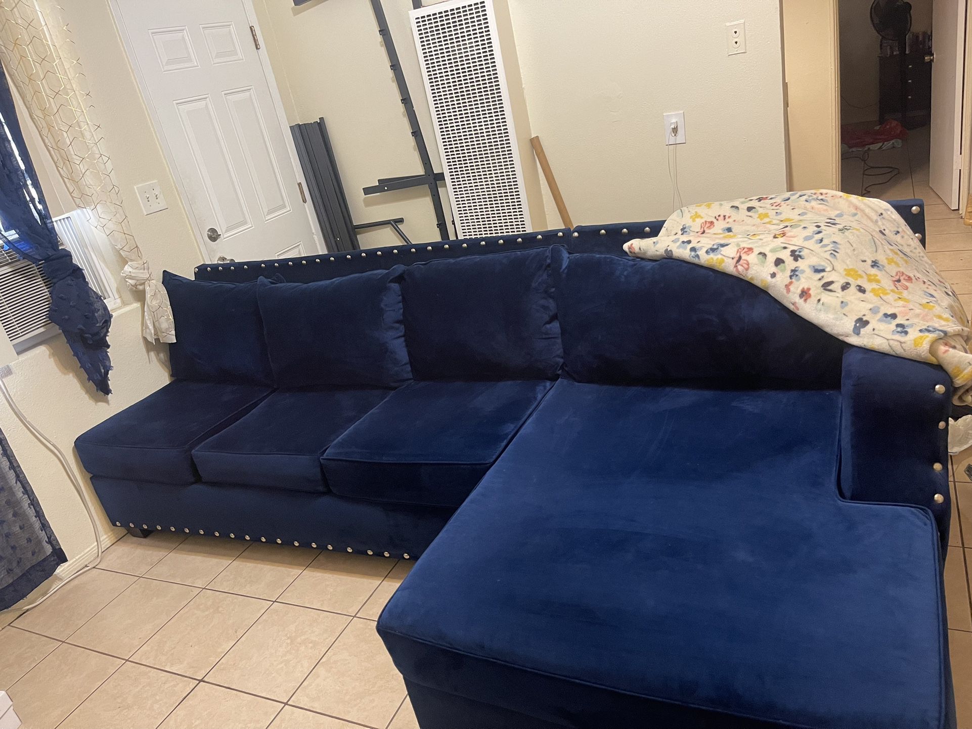 Small Single Couch 