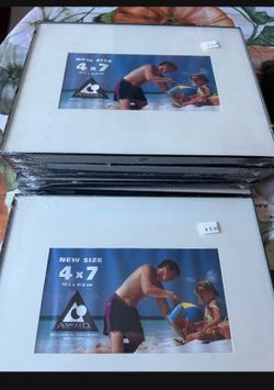 NEW Set 5 Pzs 4X7 Frame SALE $15 🍀