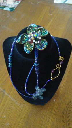 Neckless n brooch