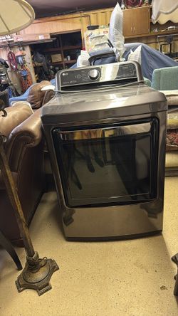 DLGX7601KE 7.3 cu. ft. Ultra Large Capacity TurboSteam Gas Dryer with EasyLoad