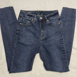 High Rise Curvy Skinny Jeans