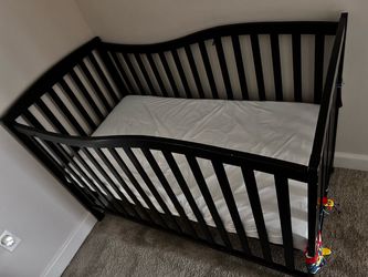 Crib & Mattress