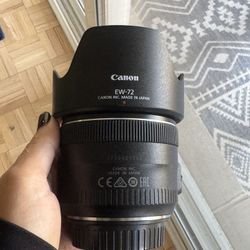 📸 Canon EF 35mm f/2 IS USM Lens — Excellent Condition + Hood + Canon Pouch