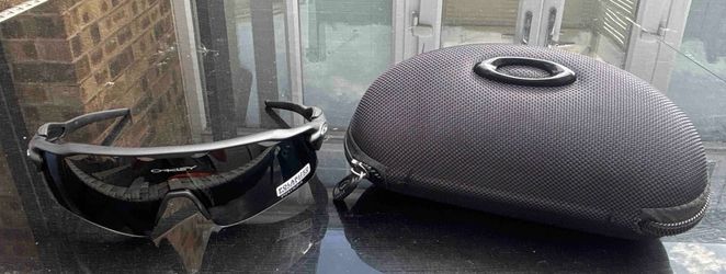 oakley sport shades