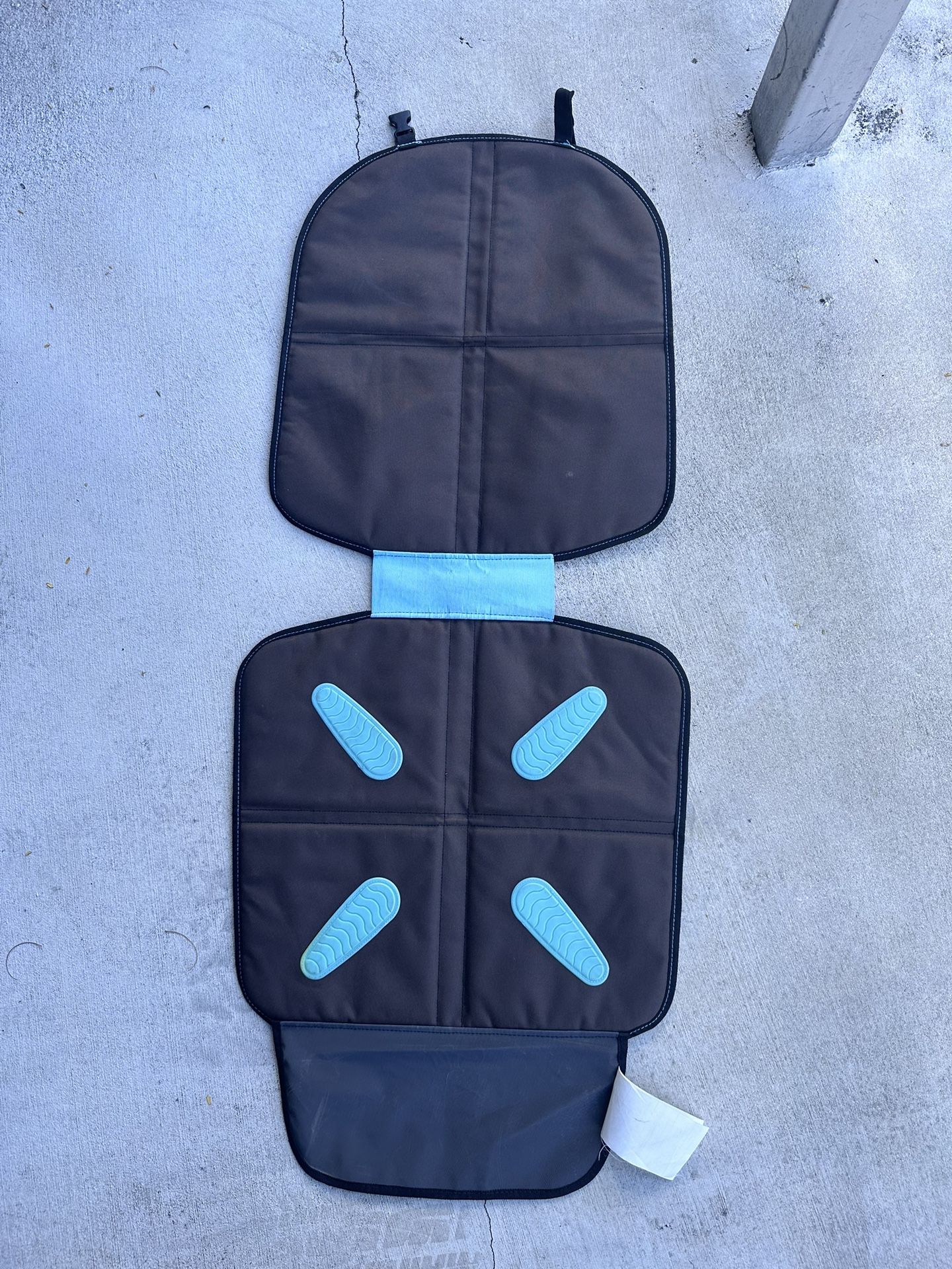 Munchkin Brica Seat Guardian Child Car Seat Protector, Includes Storage Pocket, Black/Brown for