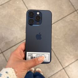iPHONE 15 PRO SPECTRUM