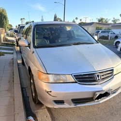 2001 Honda Odyssey 