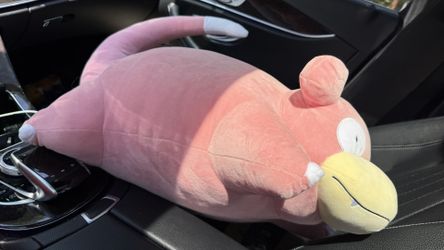 Medium Large Plushie Slowpoke Pokémon Like New 