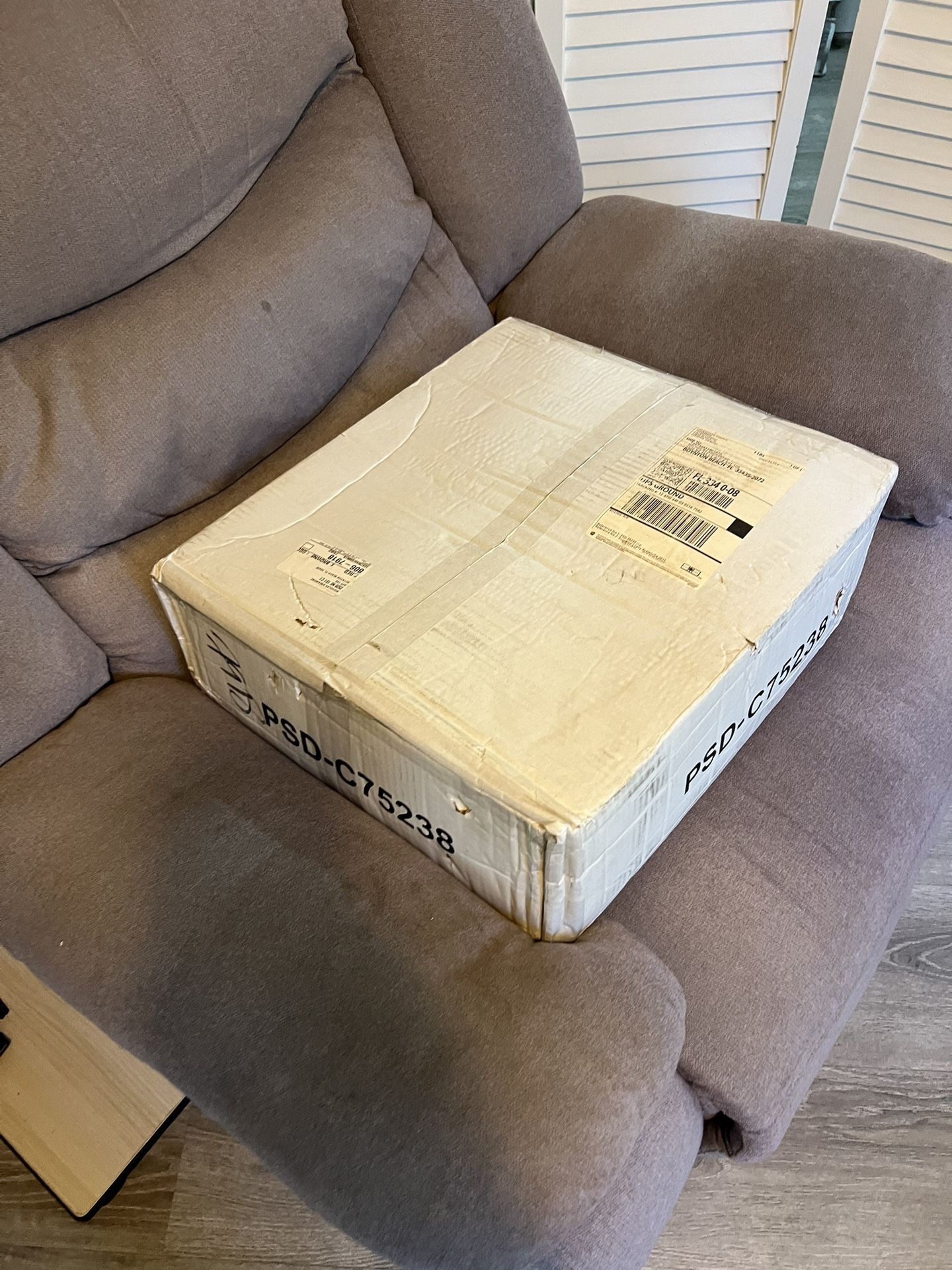 2011 Chevrolet Avalanche Car Cover Brand New