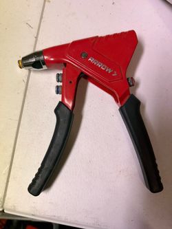 Arrow Fastener One-Handed Ratchet / Pop Rivet Tool