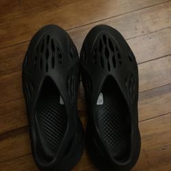 Yeezy Foam Runner “Onyx"